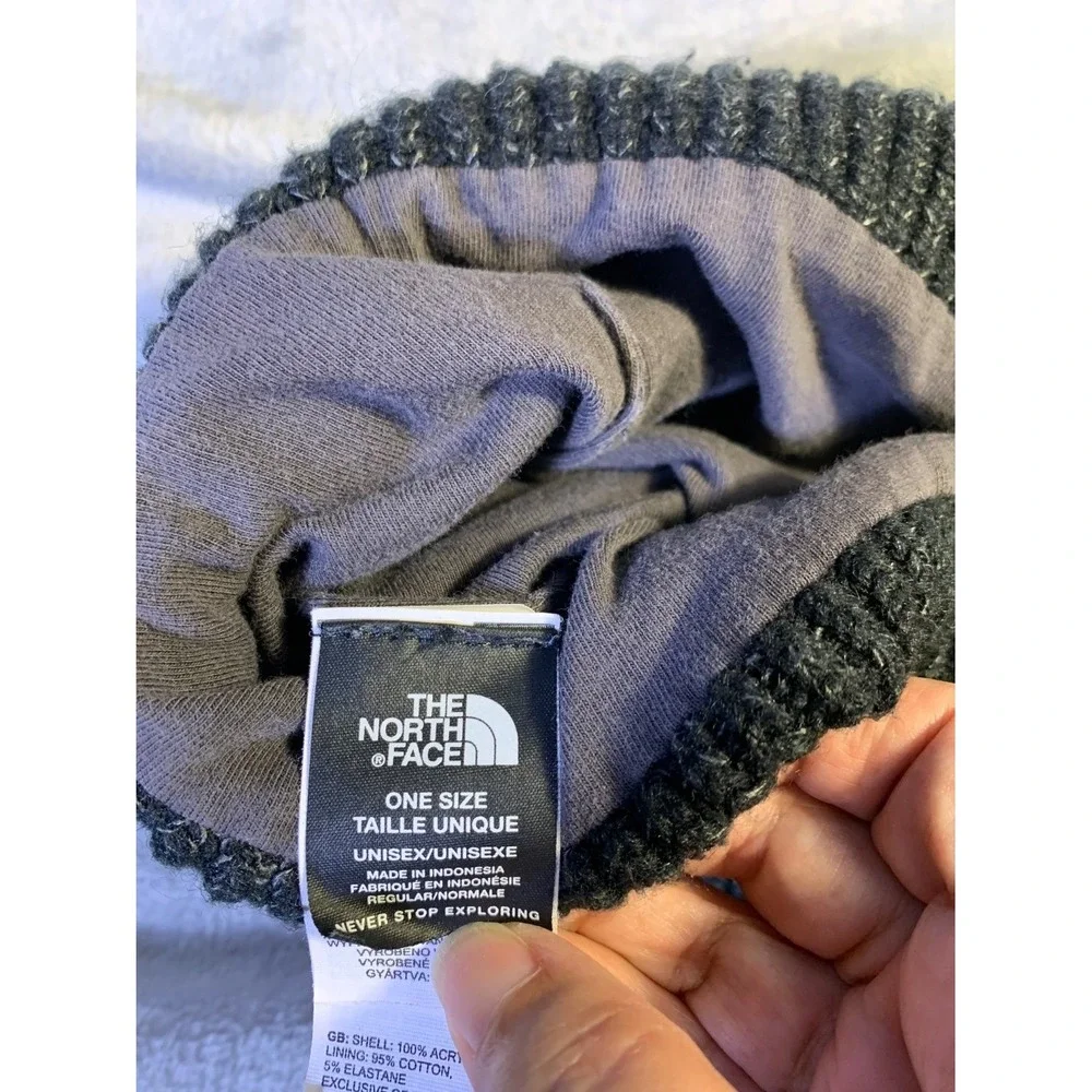 The North Face Black Rib Knit Beanie One Size Unisex Fold-over cuff Logo patch